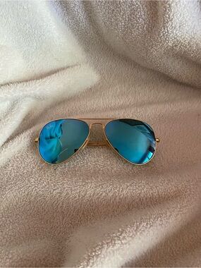 Ray-Ban Gold Frame Aviators with Blue Flash Polarized Lenses